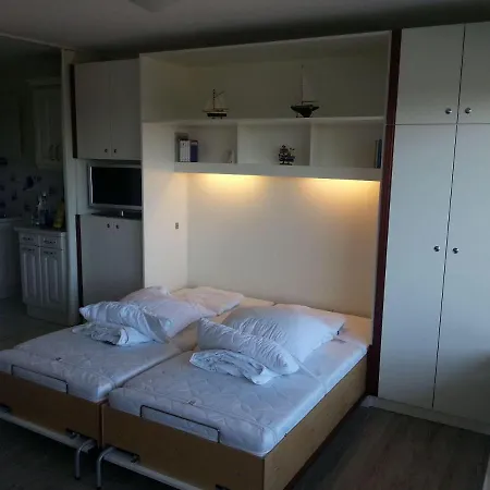 דירה Luv-und-lee-apartment-46a