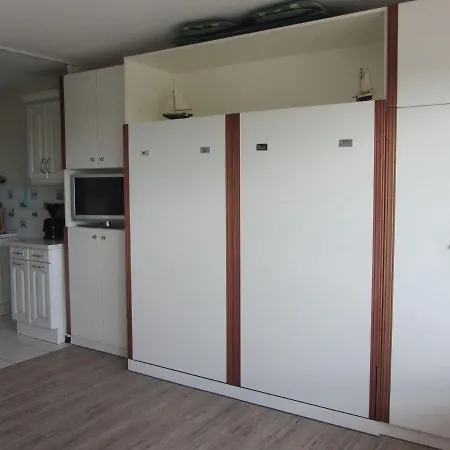 דירה Luv-und-lee-apartment-46a